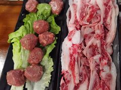 -悦牧·酸汤牛肉火锅(沃尔玛店)