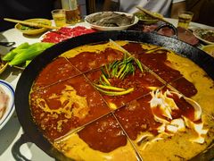 -岗上渣渣老火锅(两路口店)