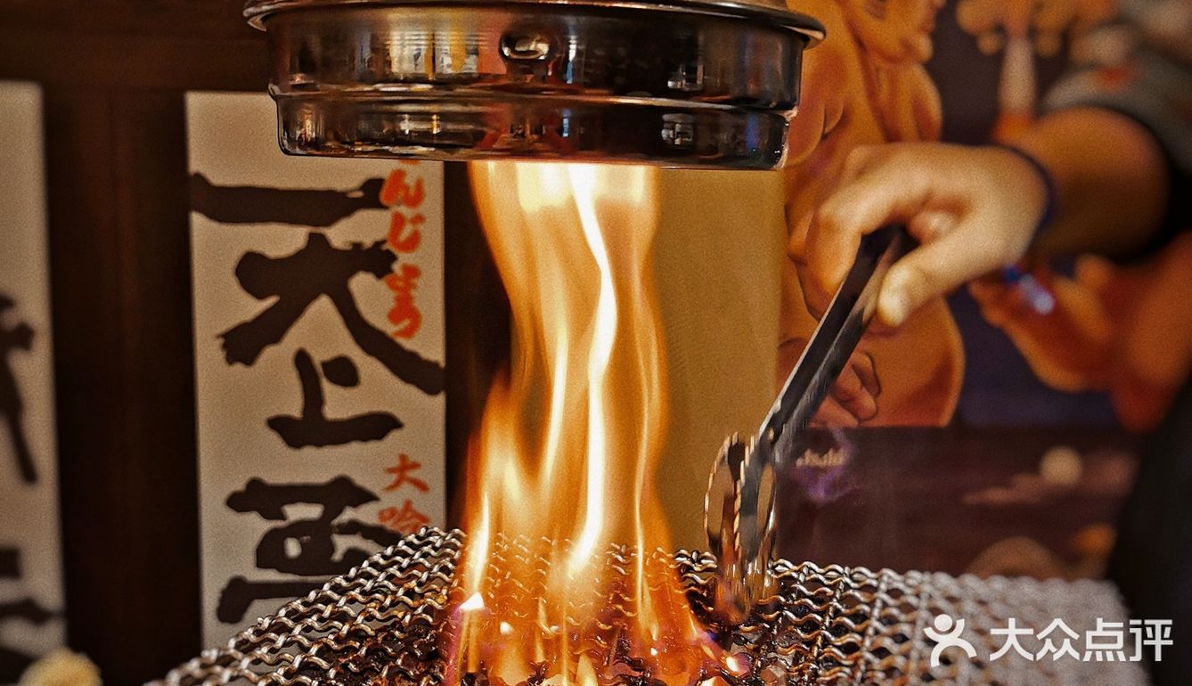 人均百元的日式烤肉工作日晚上居然还打折！赶紧get！