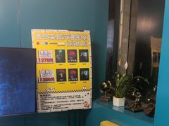 -荒岛实景沉浸密室(江汉路1店)