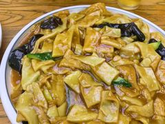 -溢心园香河肉饼总店