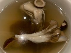 海椰皇舞茸炖花豆-宝丽轩中餐厅BAOLIXUAN