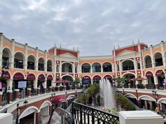 -佛罗伦萨小镇广佛名品奥特莱斯(疏港路店)