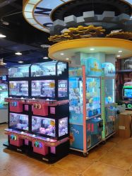 -卡通尼乐园(五彩世界店)