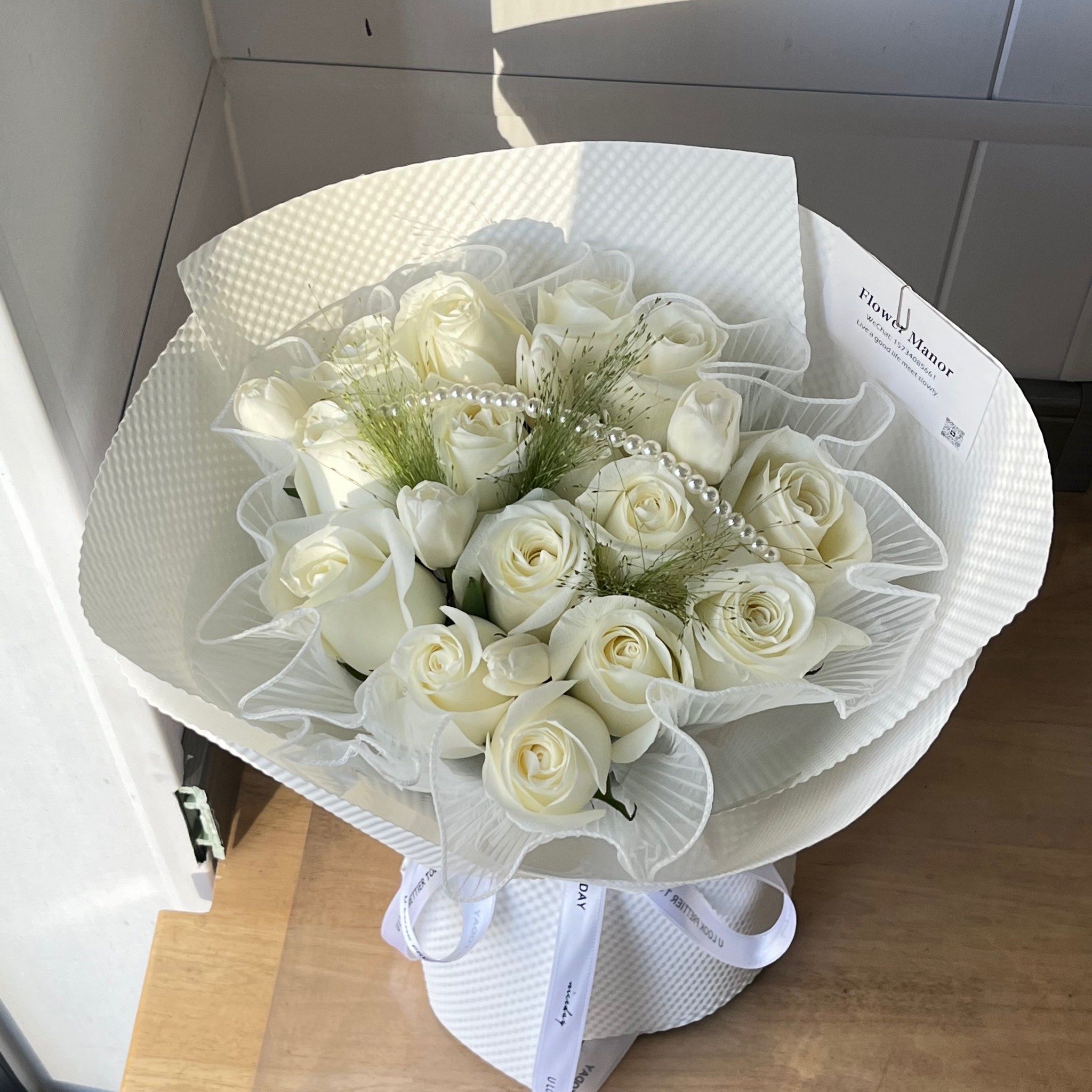 白玫瑰花束 带有仙女的仙气儿