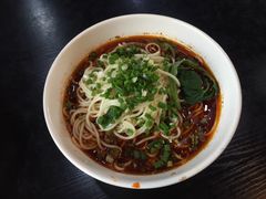 -秦云老太婆摊摊面(磁器口店)