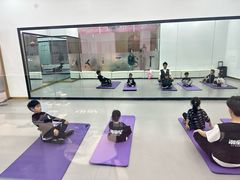 -潮童星少儿模特形体培训(郑州总校)