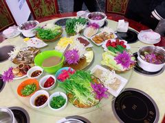 -华强阁菊花宴自助火锅店