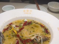 -渔语鱼酸菜鱼新川菜(来福士店)