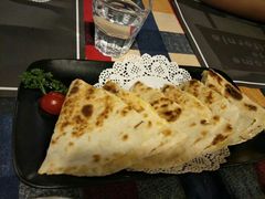 火腿凯撒迪亚芝士饼-遇见西木美式餐厅(体育路店)