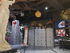 -暴风岛沉浸式体验馆(百联世纪店)
