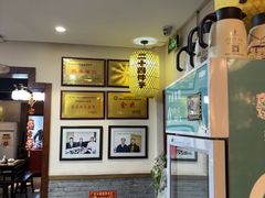 -蓝田九大碗民俗食府(蓝田店)