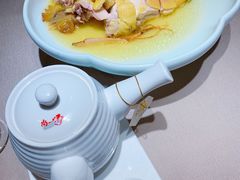 电饭煲焗人参鸡-尚一汤·粤菜海鲜(环球港店)