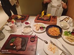 -正宗齐齐哈尔烤肉·齐牛哥鲜切炭火烤肉(杭州总店)