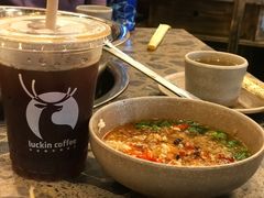 -肖肖酸萝卜鱼火锅(总店)