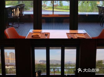 成都市区内最美湖畔餐厅