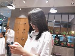 -时尚殿堂明星门店