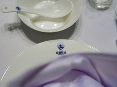 -红鼎豆捞·非遗鲍皇汤火锅(宝丰路店)