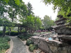 -汇龙潭