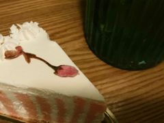 -云朵上的鱼(莘庄店)