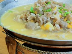 酸汤肥牛-外婆的味道私房餐厅·外婆喊你回家吃饭