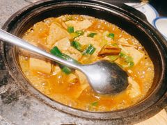 石锅黑豆豆腐-真地道京味府·鲜橙烤鸭·北京菜(朝外大街东大桥店)