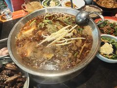 -小饕荟雅安贡椒鱼鲜馆(广福桥店)