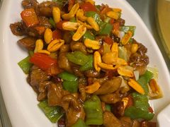 -喜乐餐厅•灯笼虾球首创者•本地小海鲜(二马路店)