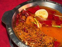 -山城年华老火锅(玉林店)