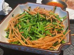 热拌馓子豆苗-锦荟JINHUI·浙江小馆(上海荟聚店)