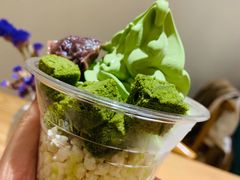 戚风蛋糕圣代-辻利茶舖TSUJIRI(万象天地店)