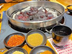 -梁山烤肉(榆林行者武松店)