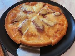 烤牛肉薄脆披萨-玫瑰园餐厅