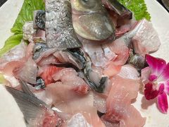 -得意咚瓜·顺德鱼生·冬瓜火锅(深圳首店)