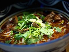 香辣牛腩面-食之六七·面(朝阳大悦城店)