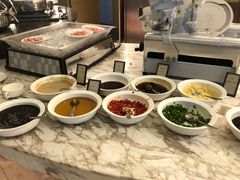 自助调料区-西安高新希尔顿酒店·咖啡露台西餐厅