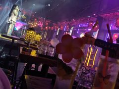 -喜鹊音乐酒馆(西街店)