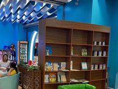 -Swim斯卫姆国际儿童游泳中心(红博中央公园店)