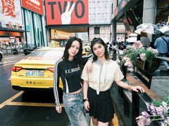 -观音桥步行街
