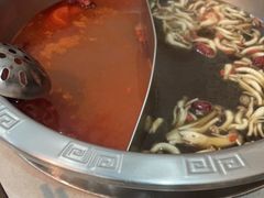 -憨铁匠老火锅(龙岗万科里店)