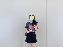 -URBAN REVIVO(七宝领展广场店)