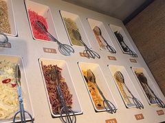 -怪噜范·老贵阳街头名小吃(汇金星力城店)