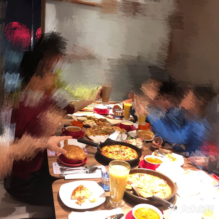我们那天还点了，几个炸鸡腿，感觉味道也不错