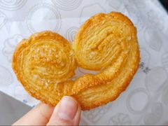 小蝴蝶酥-上海哈尔滨食品厂(淮海中路店)