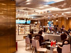 大堂-奈雪的茶(湖滨银泰in77C区PRO店)