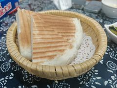 三角饼-八两八金·莱芜特色炒鸡(市南漳浦路店)