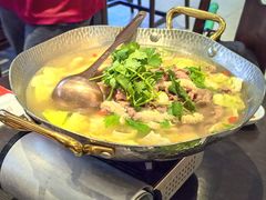 -川流不息·地道川菜·小龙虾(松东路店)