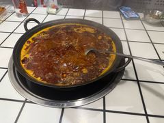 -鹿鸣山草本茶香火锅(园西路店)