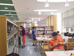 -南山图书馆(常兴路店)