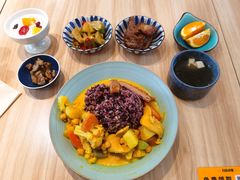 -轻蔬不用等·素食(江苏路店)